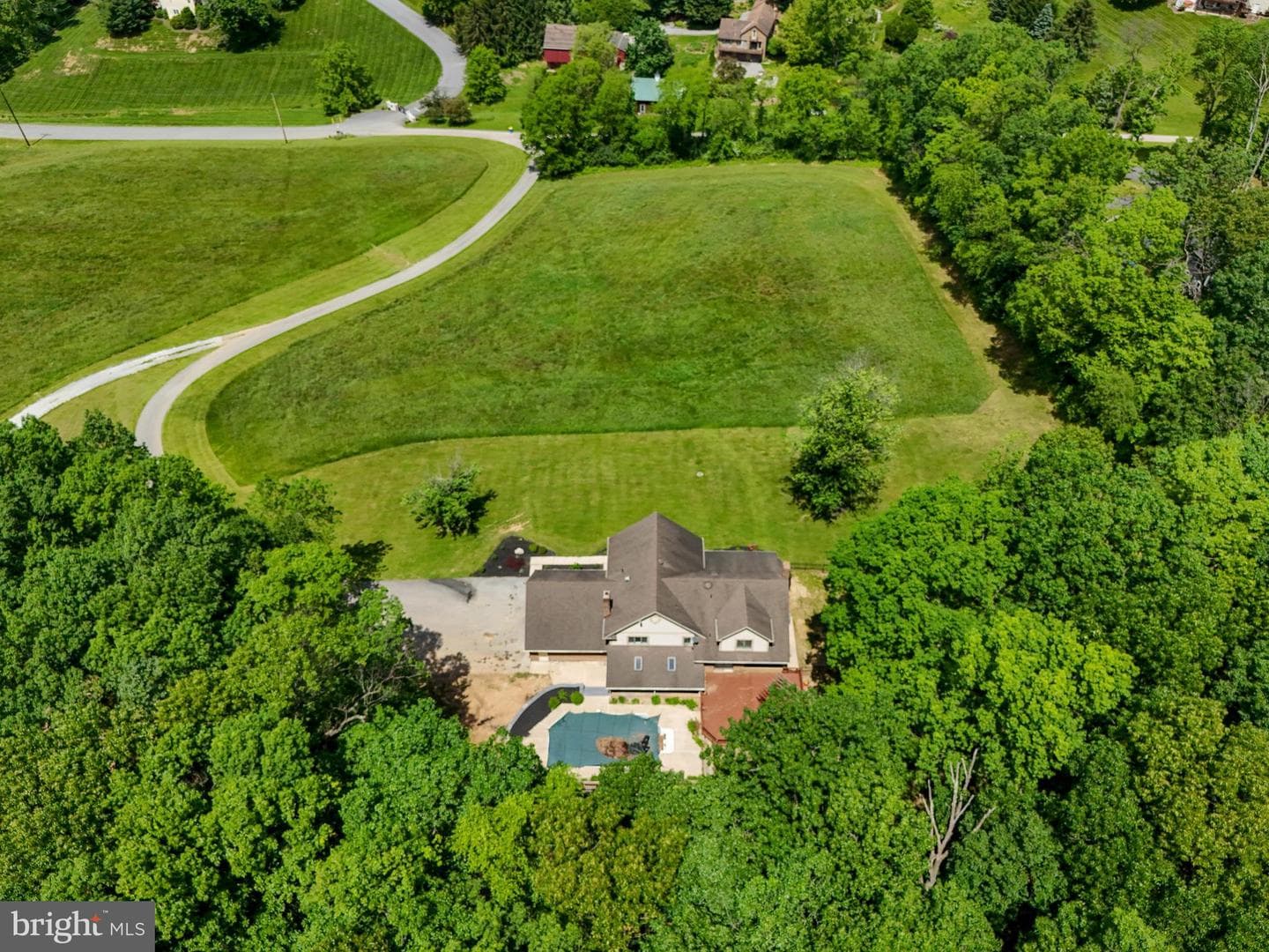 2855 Springwood Road photo 58