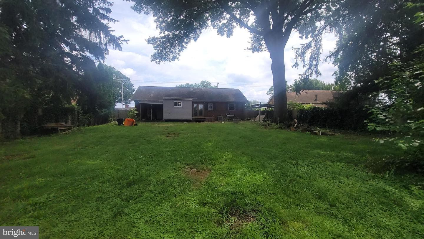 2381 Sunset Lane photo 25