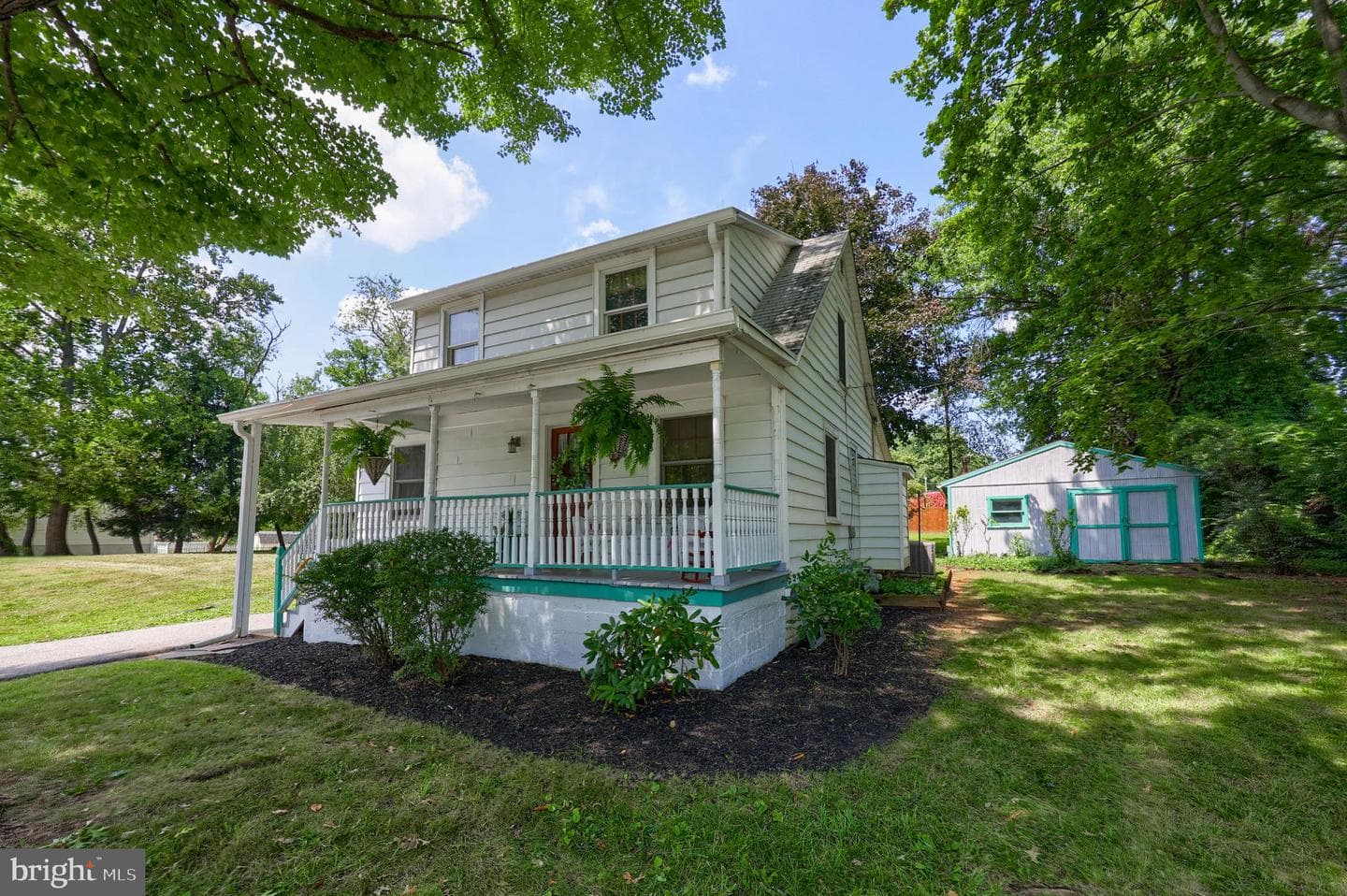 10 Stella Avenue photo 2