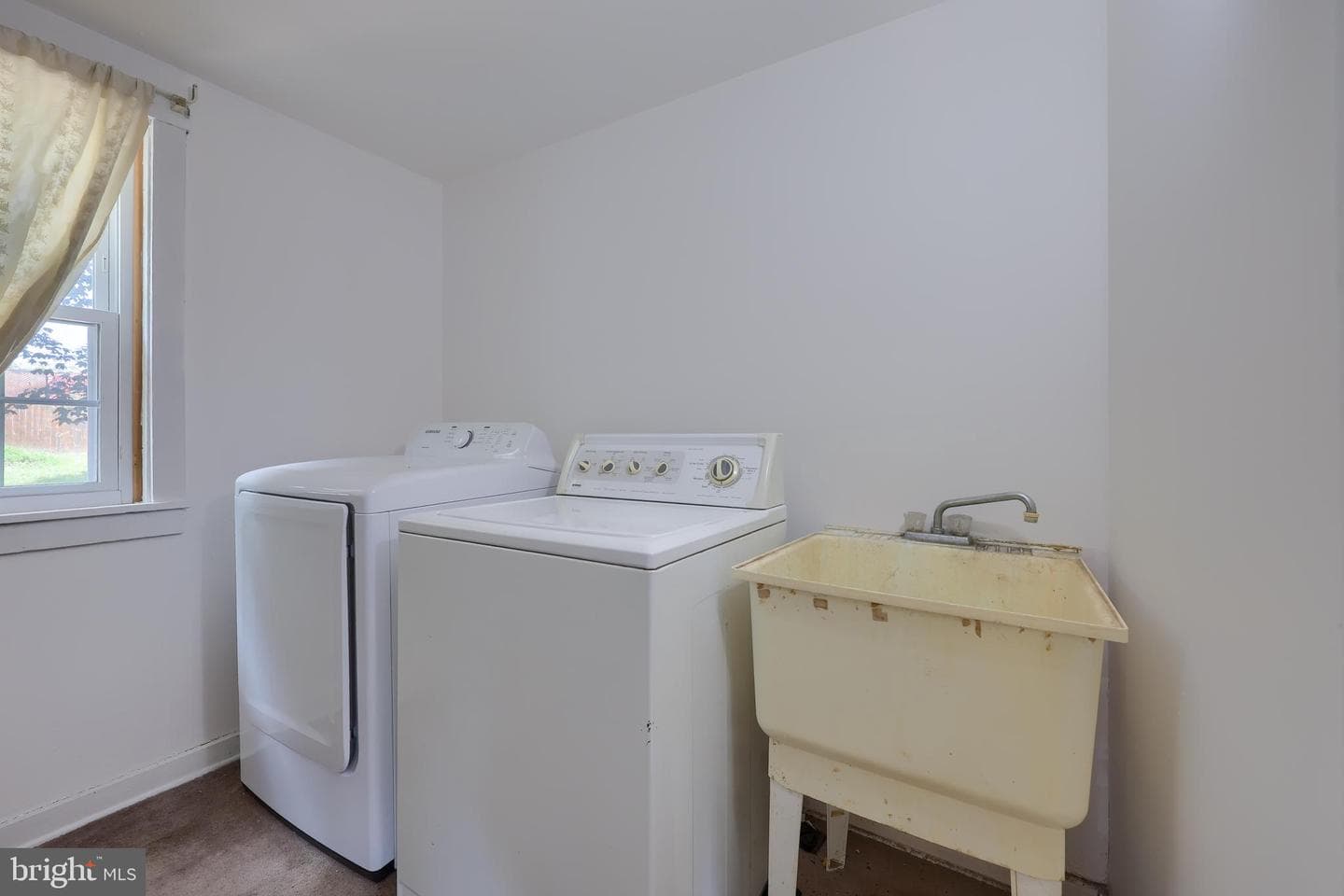 10 Stella Avenue photo 24