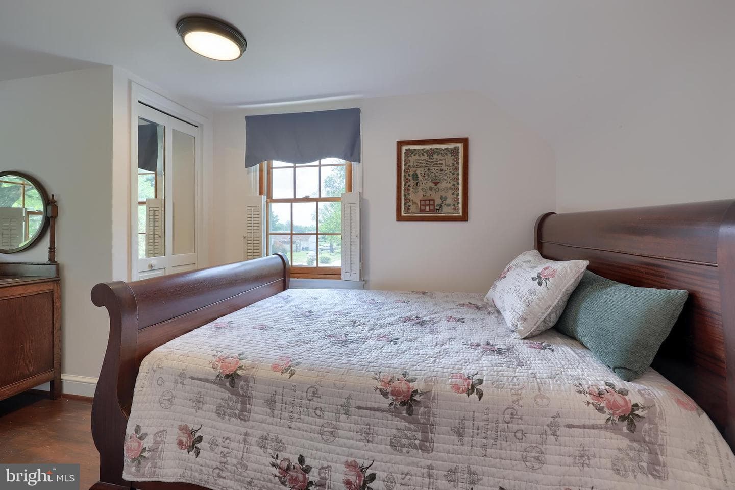 10 Stella Avenue photo 29