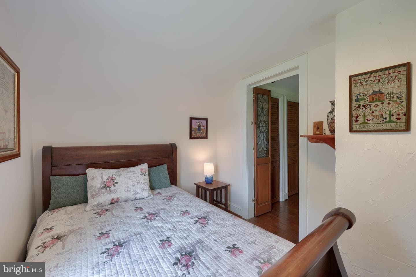 10 Stella Avenue photo 31