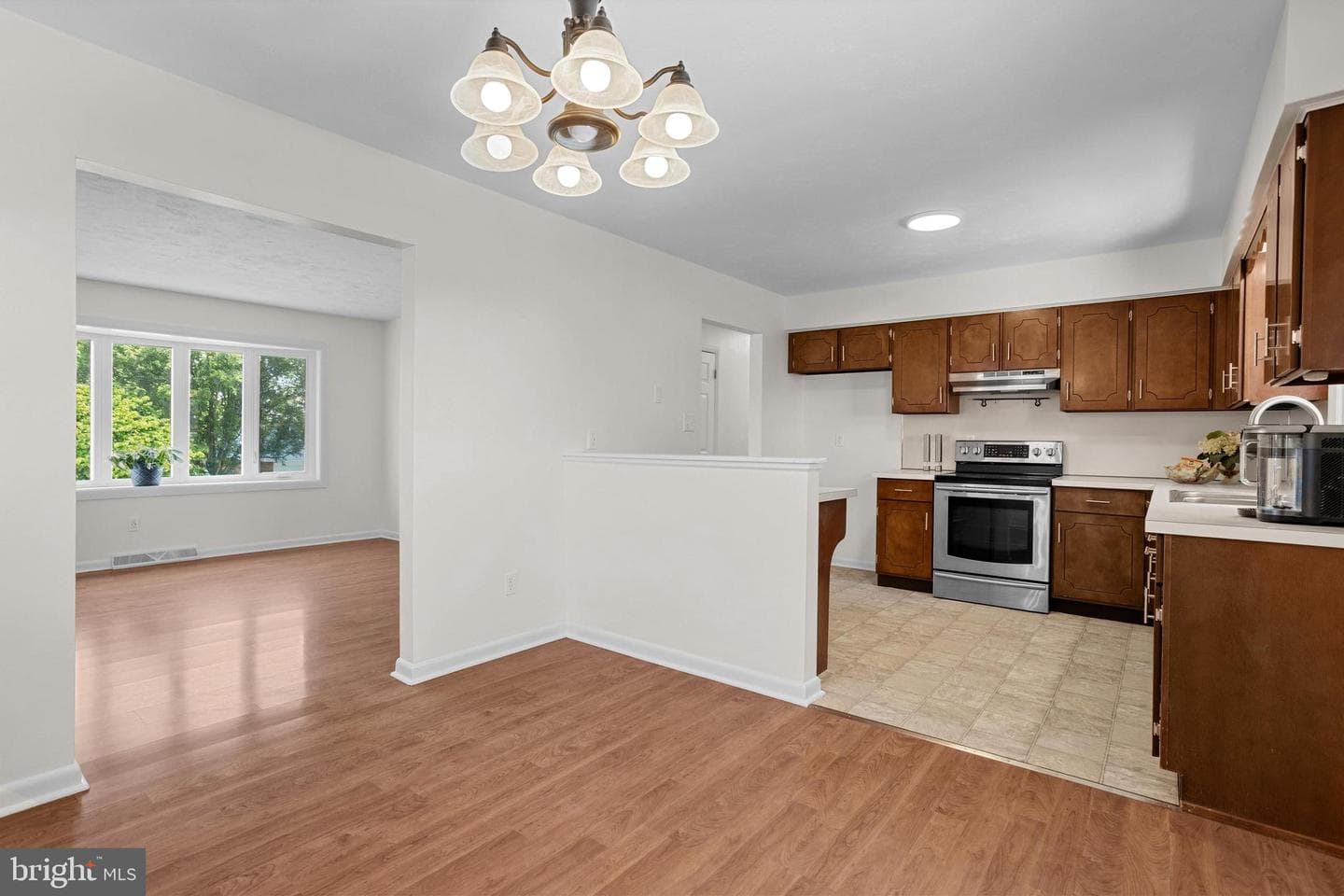 244 Lena Drive photo 10
