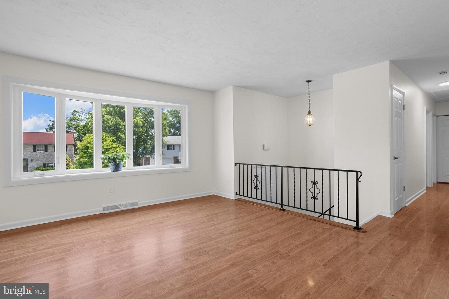 244 Lena Drive photo 6