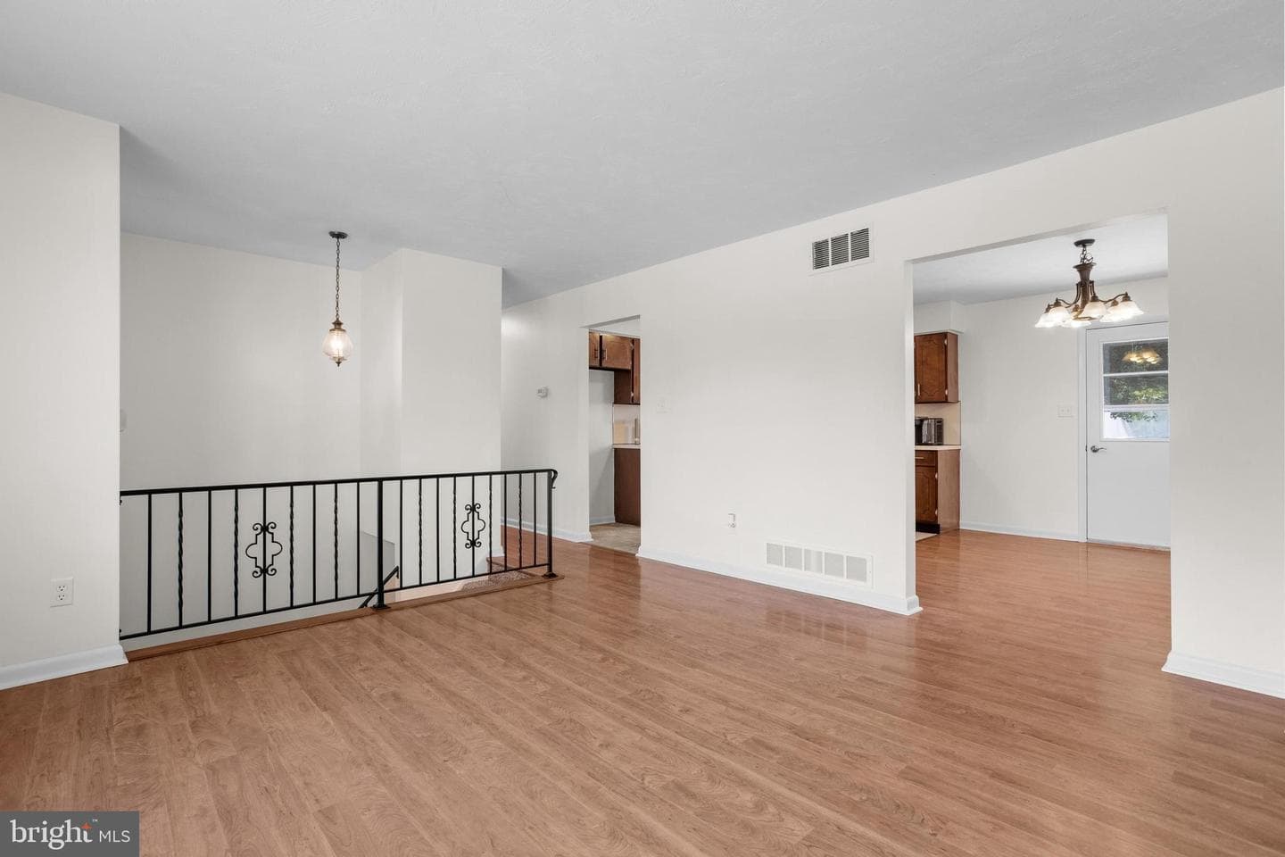 244 Lena Drive photo 7