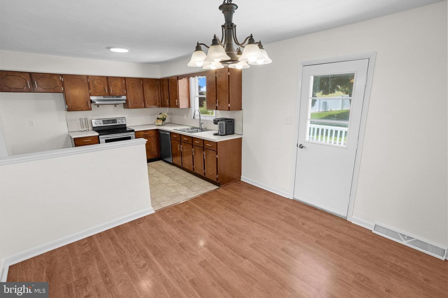 244 Lena Drive photo 9