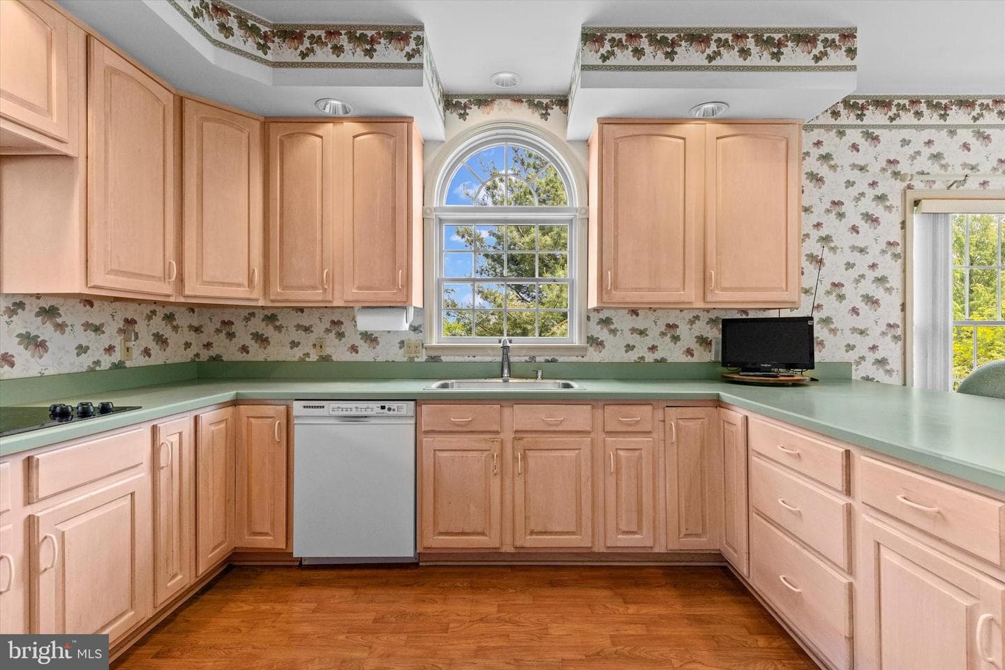 269 Willis Road photo 15