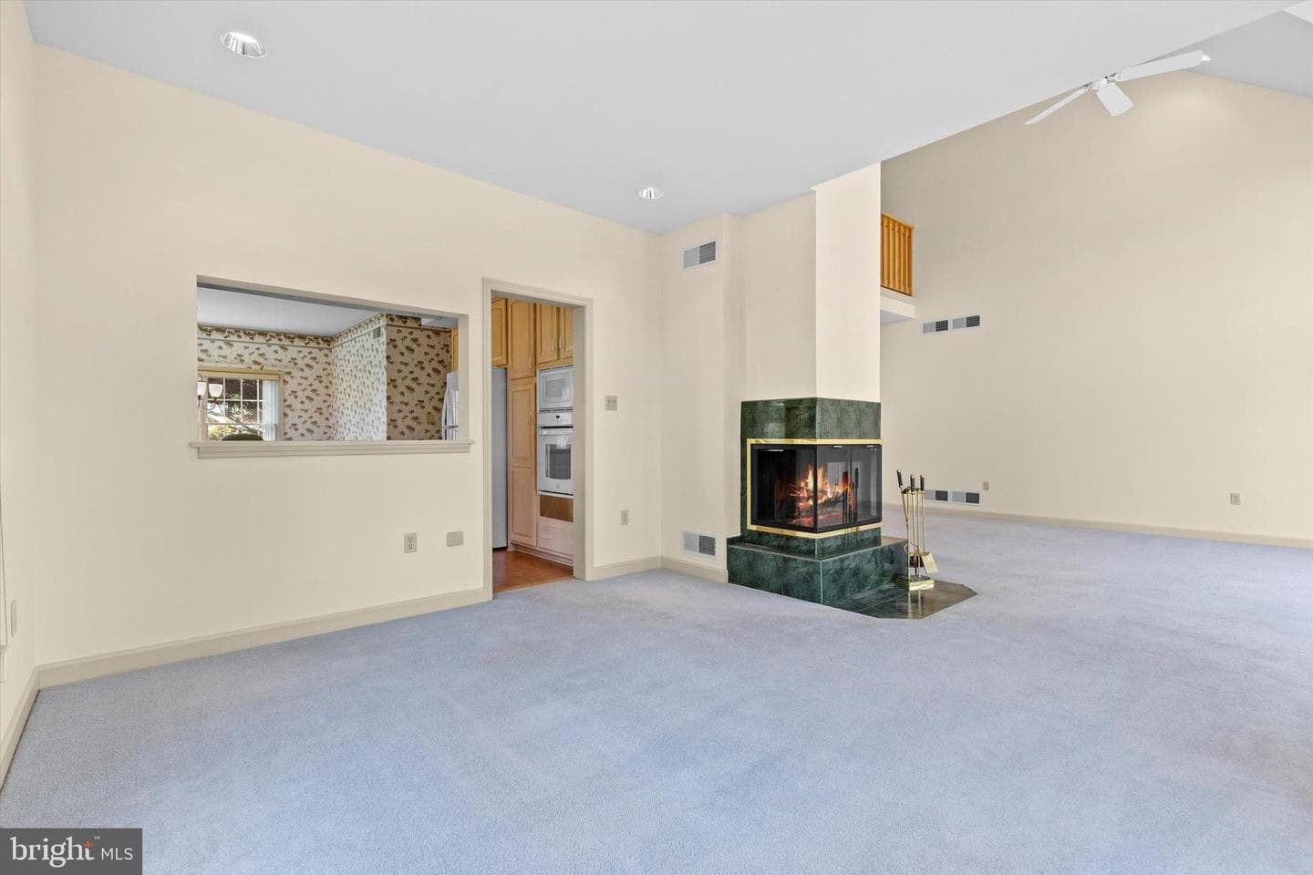 269 Willis Road photo 18