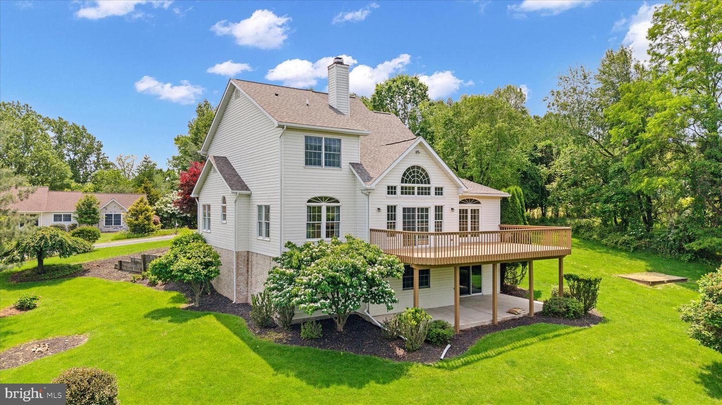 269 Willis Road photo 6