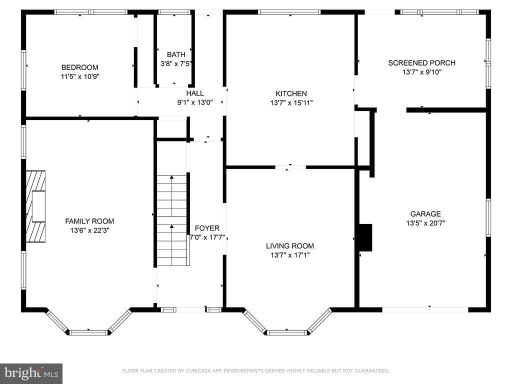 218 Main Street N photo 35