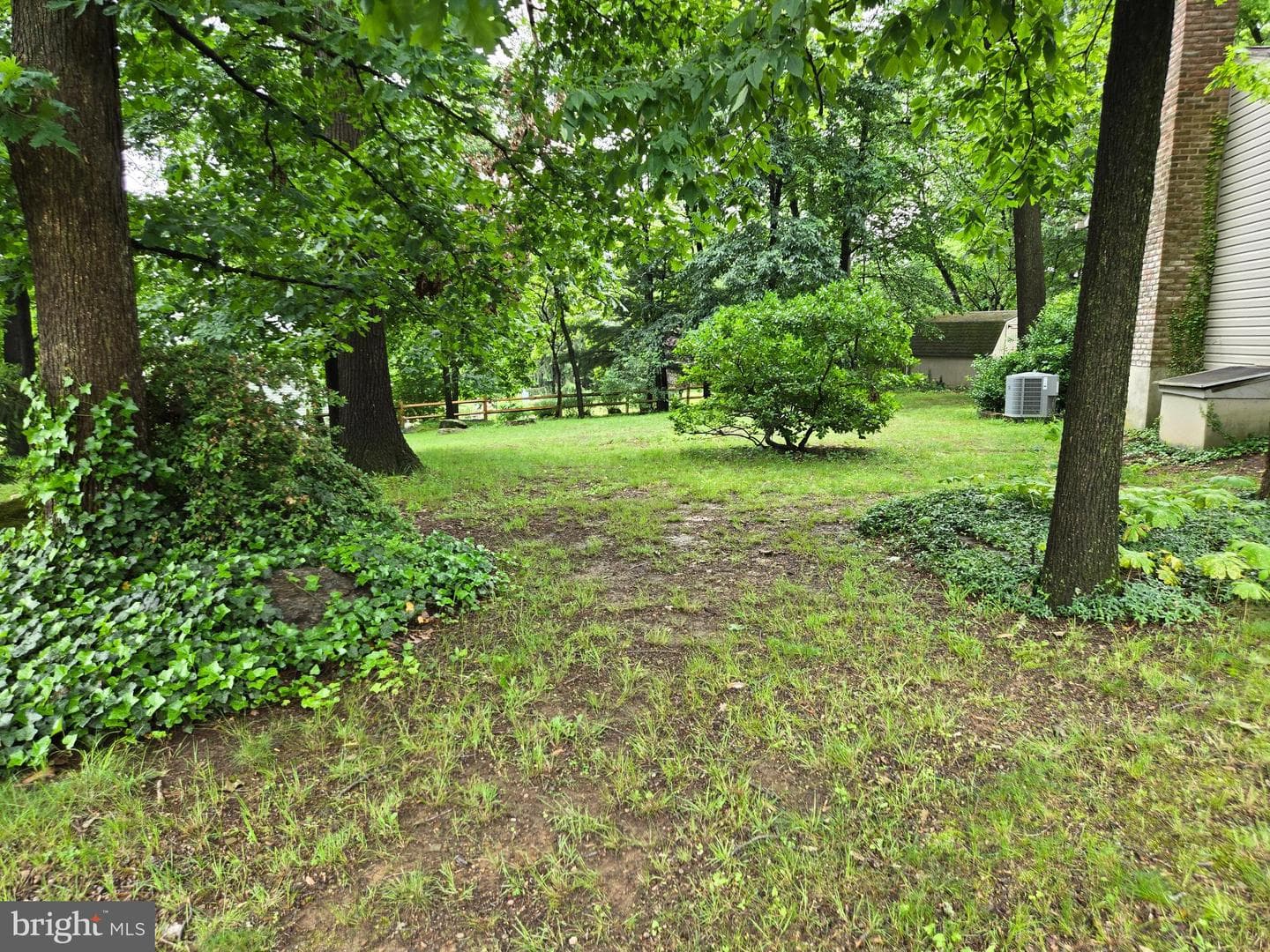 772 Elham Drive photo 27