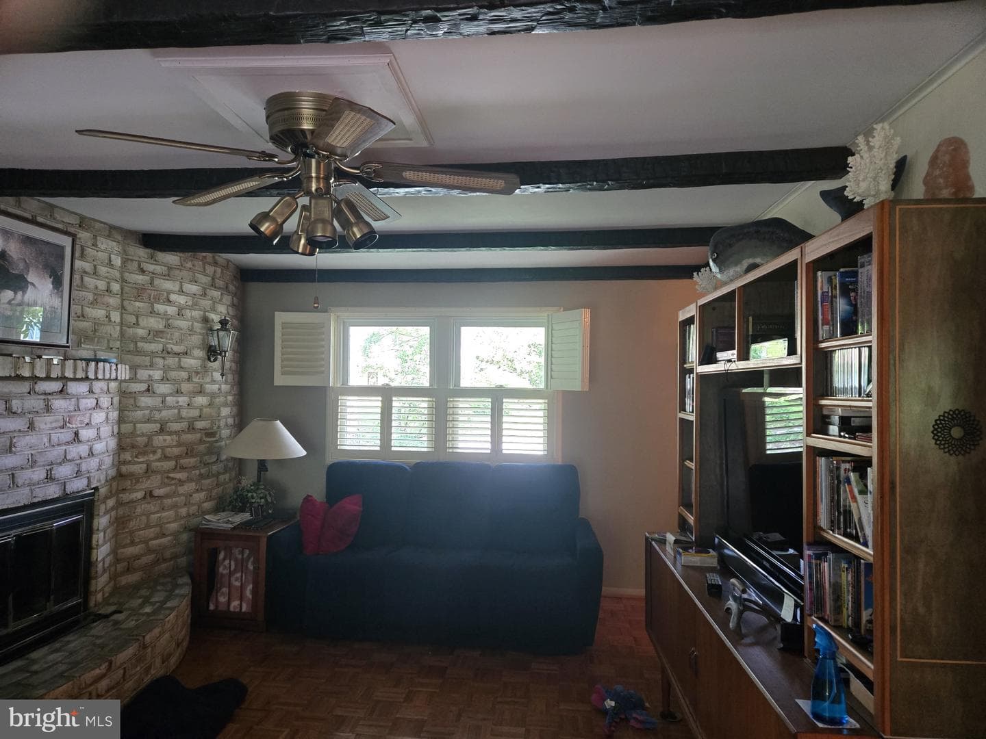 772 Elham Drive photo 9