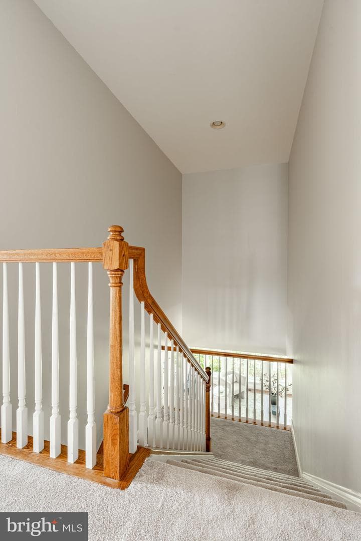 804 Sage Hill Drive photo 32