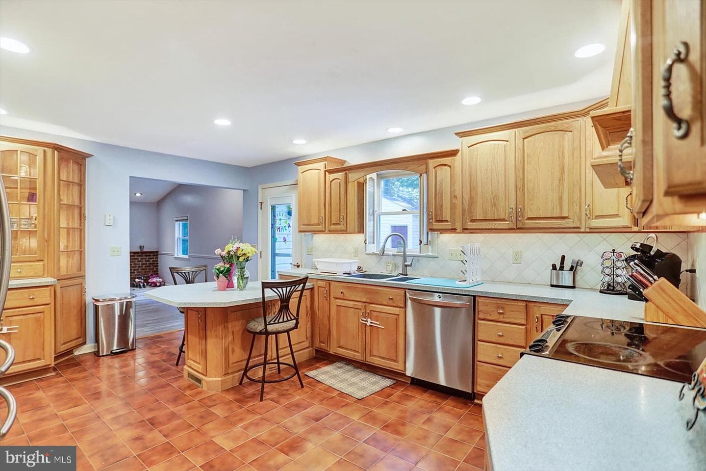 63 Lindsay Lane photo 14