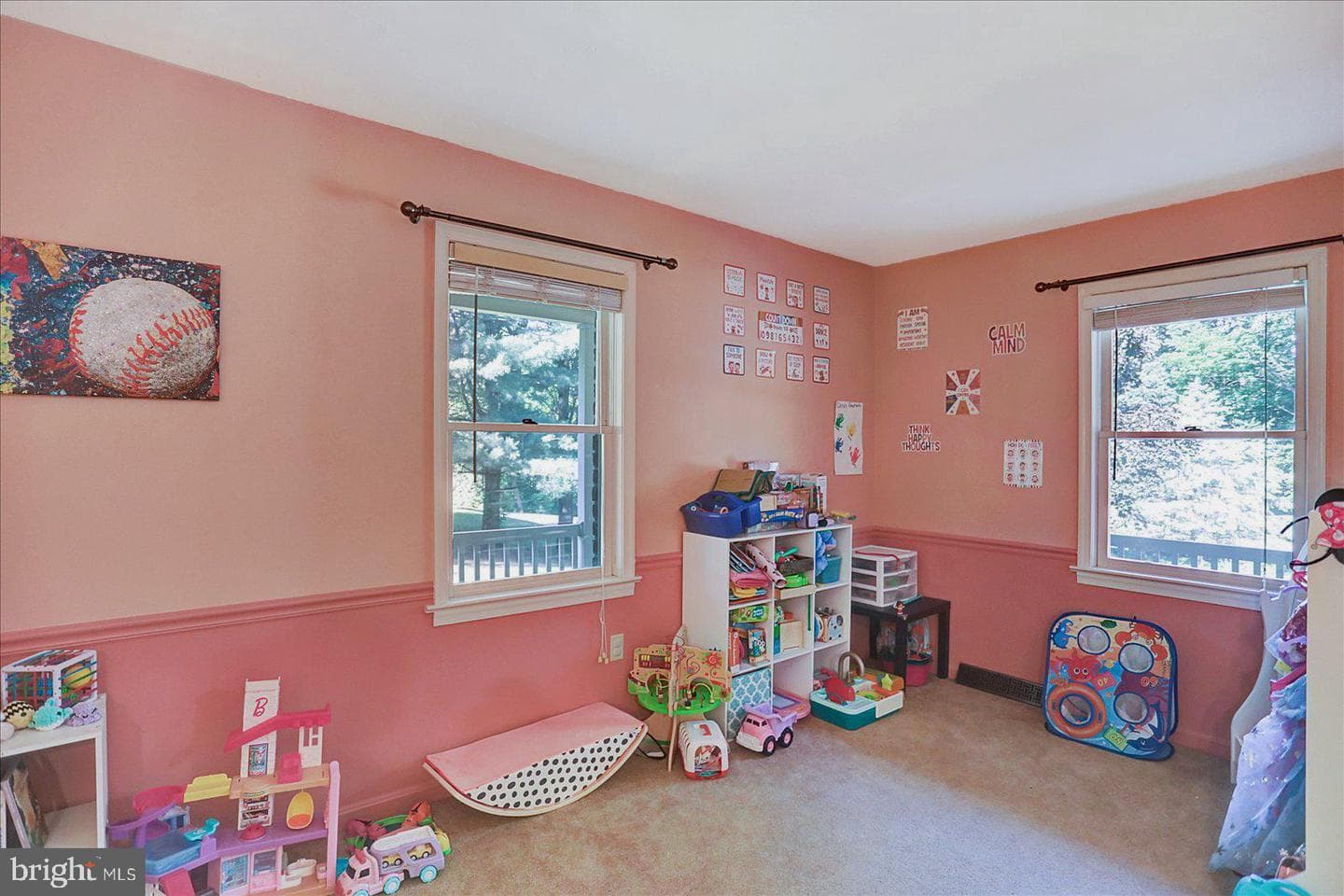 63 Lindsay Lane photo 20