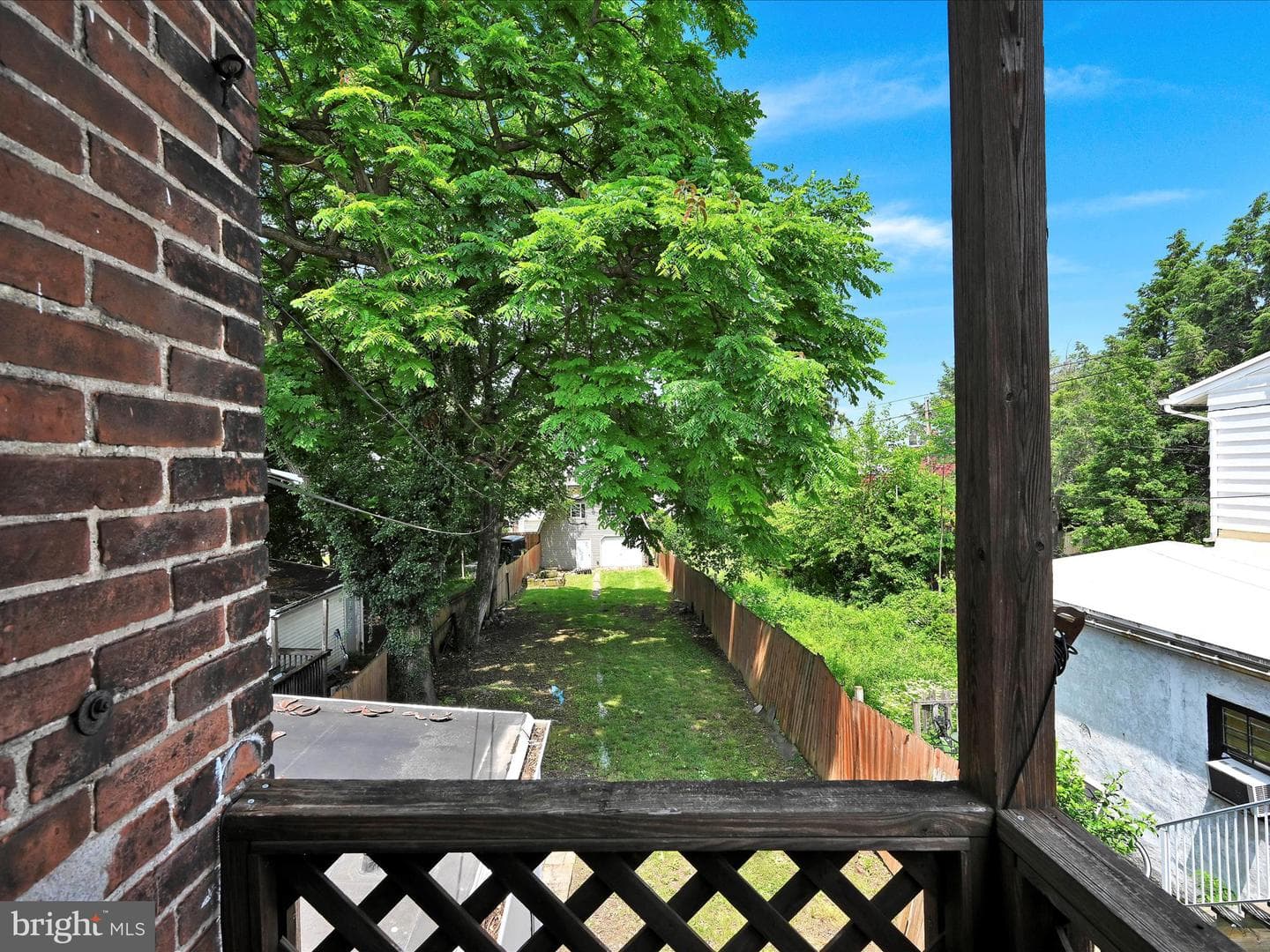 871 E Market Street photo 28