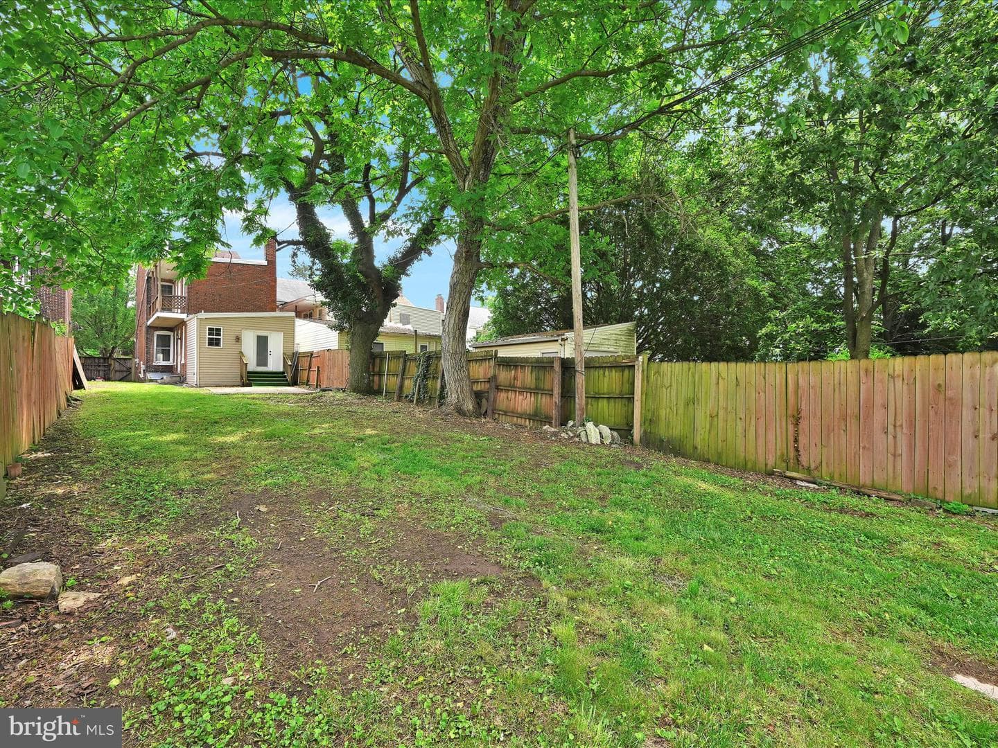 871 E Market Street photo 31