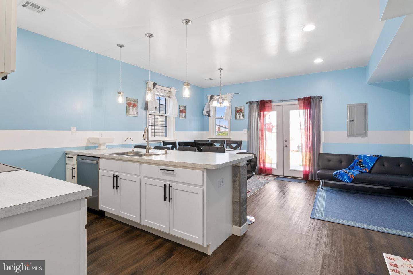 263b 3rd Street photo 10