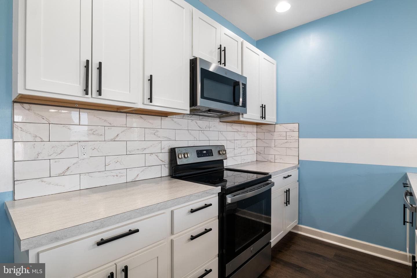 263b 3rd Street photo 15