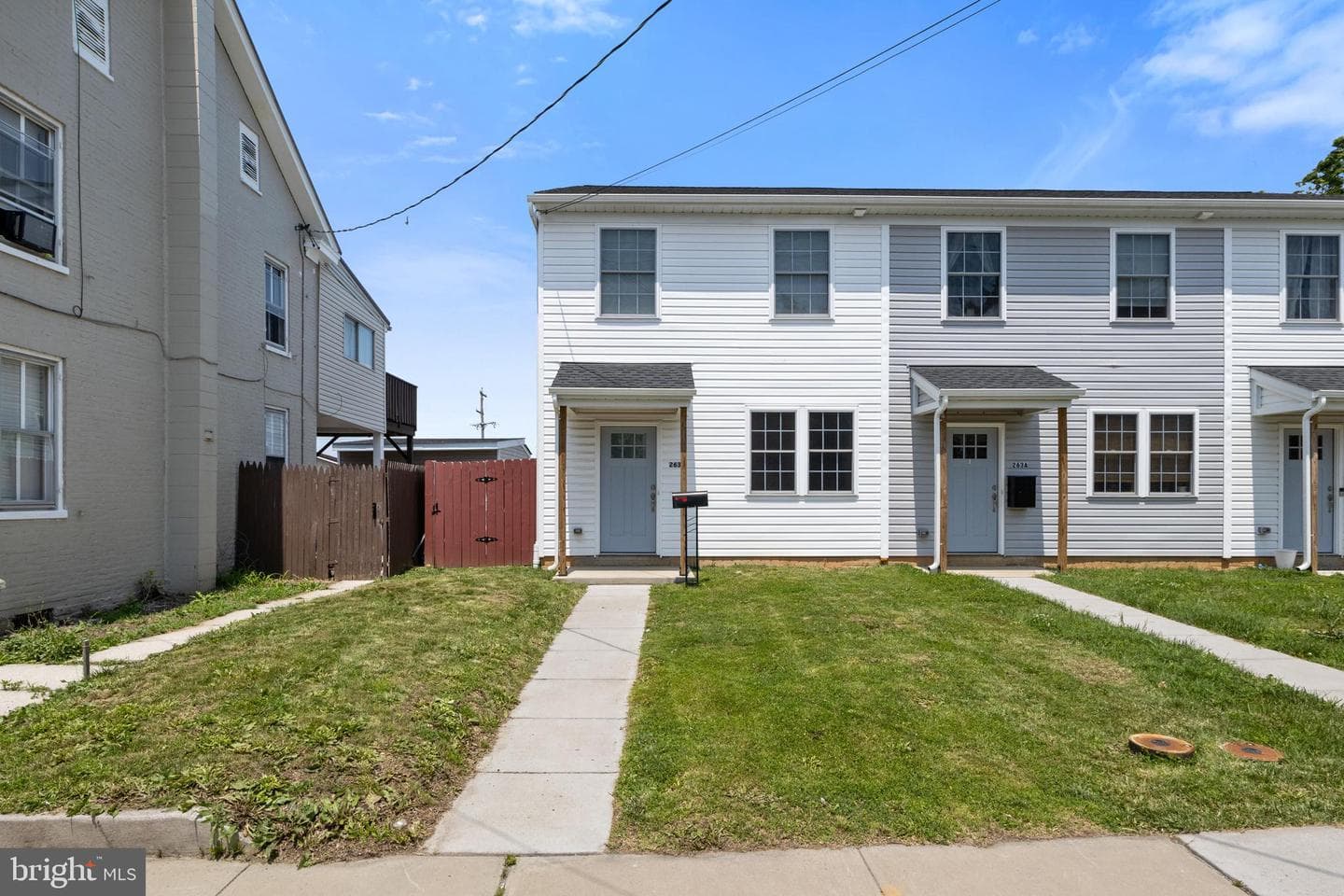 263b 3rd Street photo 2