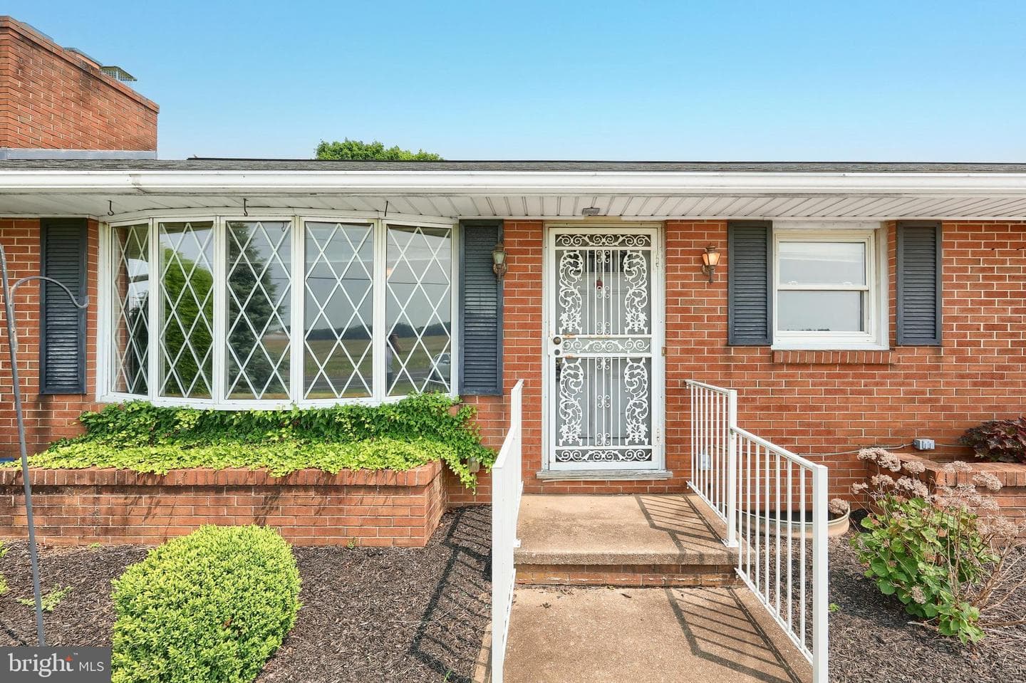 406 Campbell Road photo 16