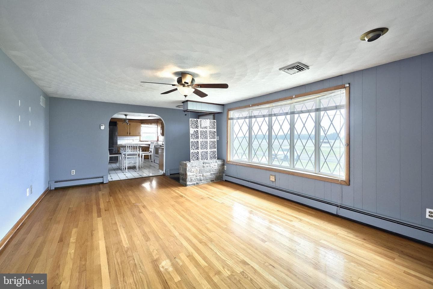 406 Campbell Road photo 20