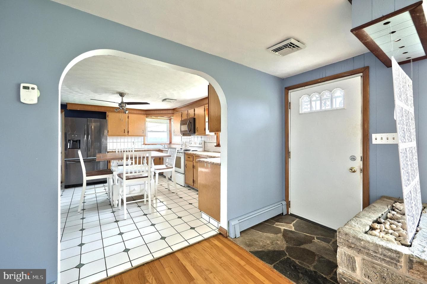 406 Campbell Road photo 21
