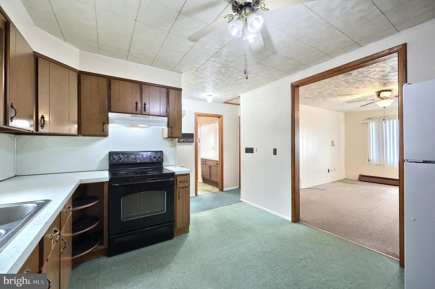 406 Campbell Road photo 31