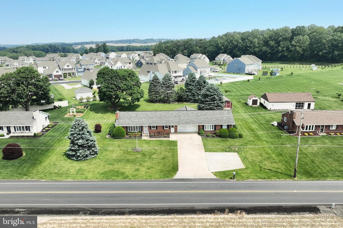 406 Campbell Road photo 42