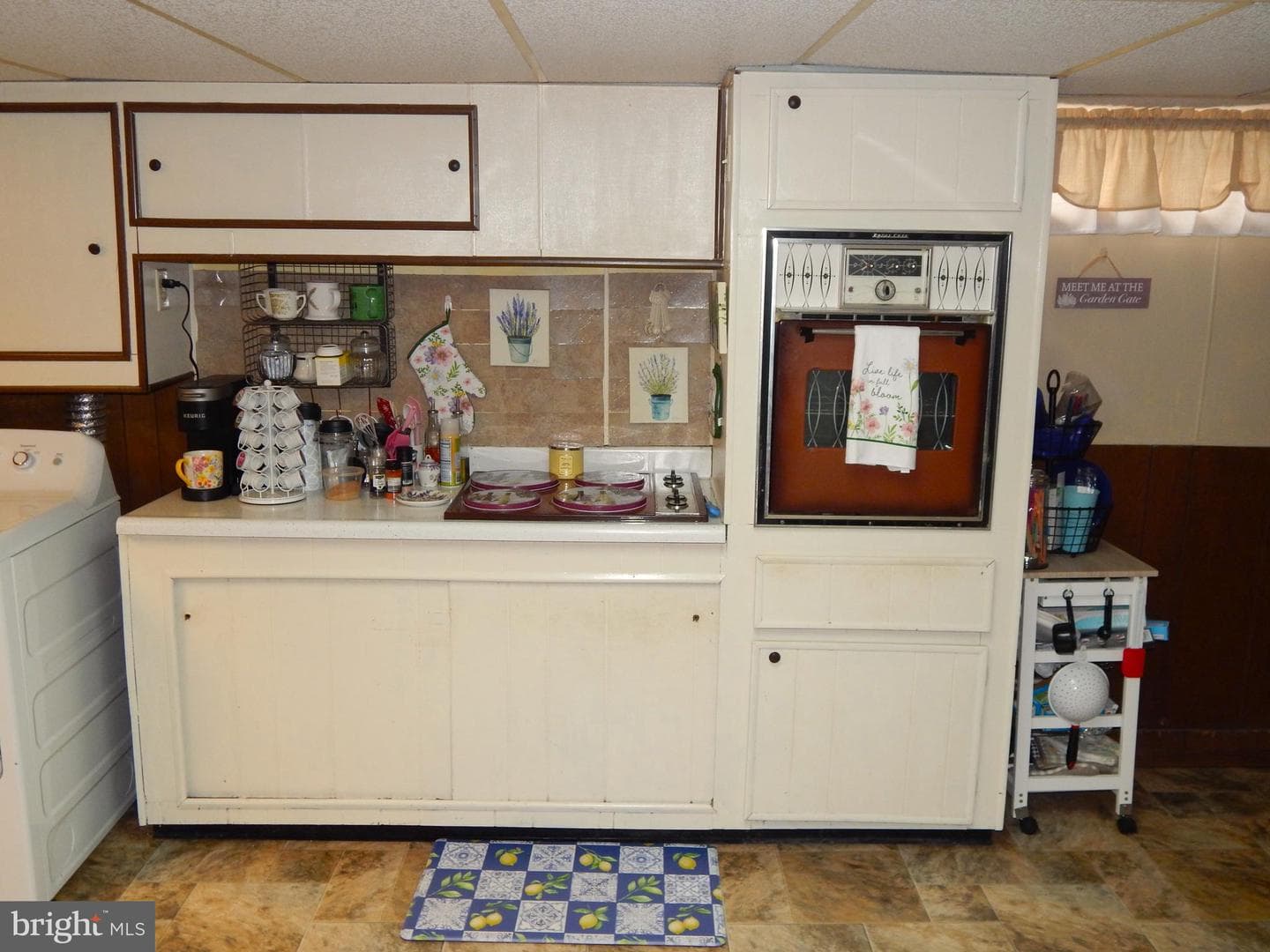 178 Nancy Avenue photo 26