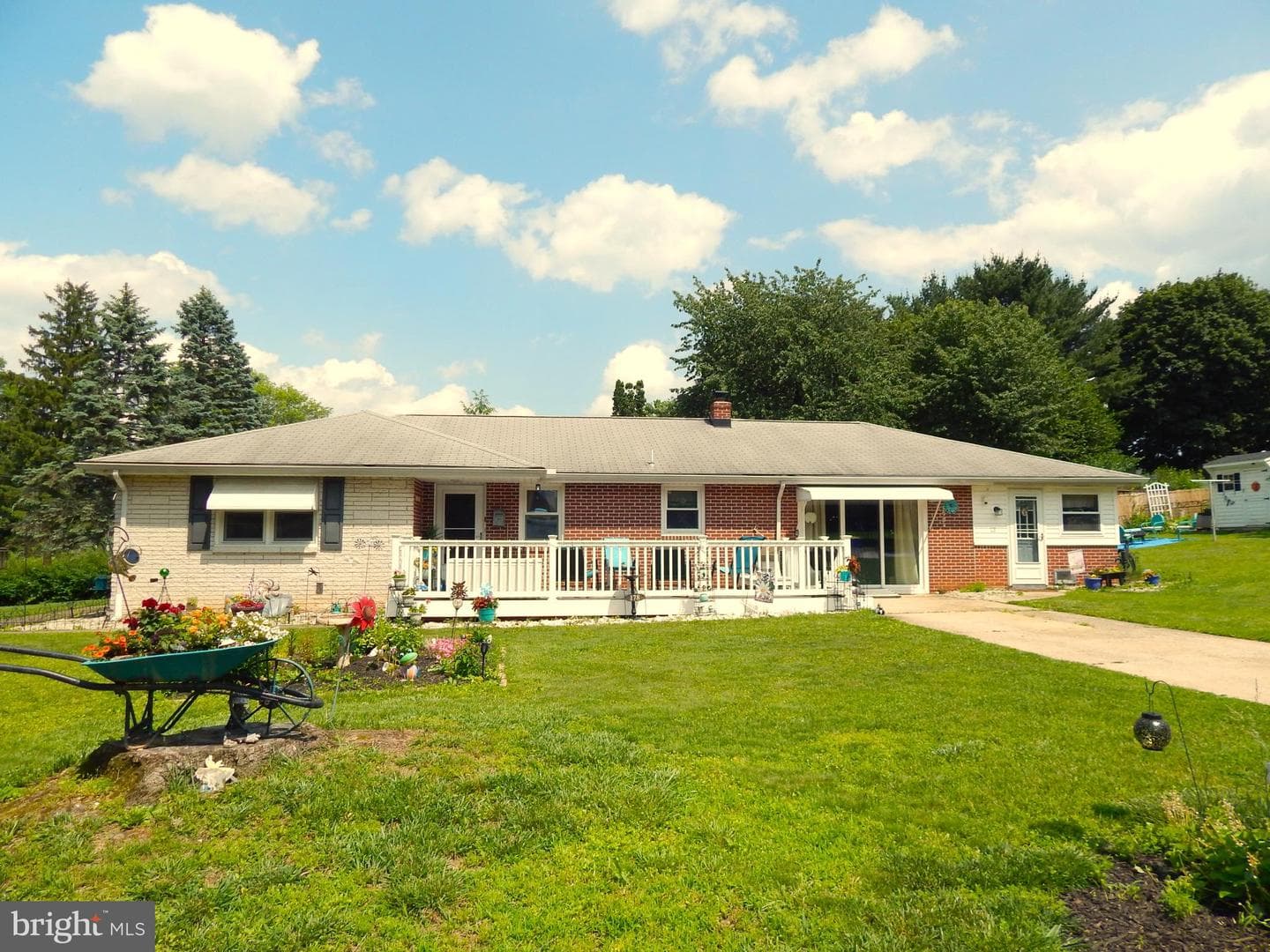 178 Nancy Avenue photo 37
