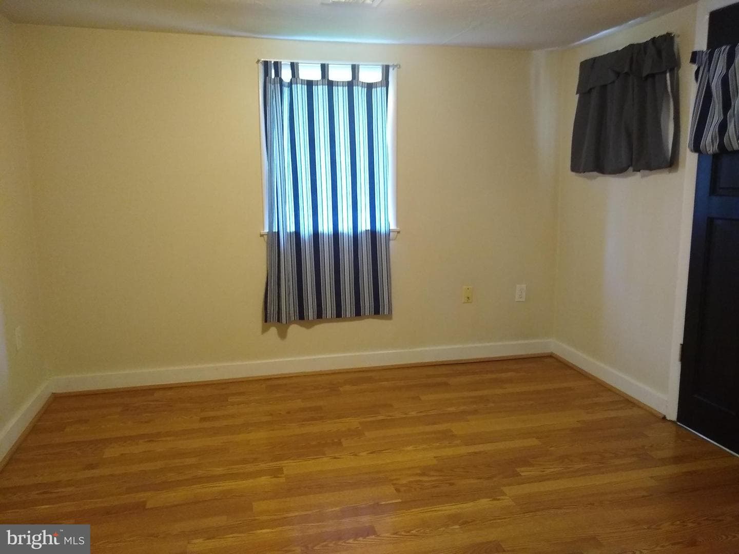 2894 Oakland Road photo 7