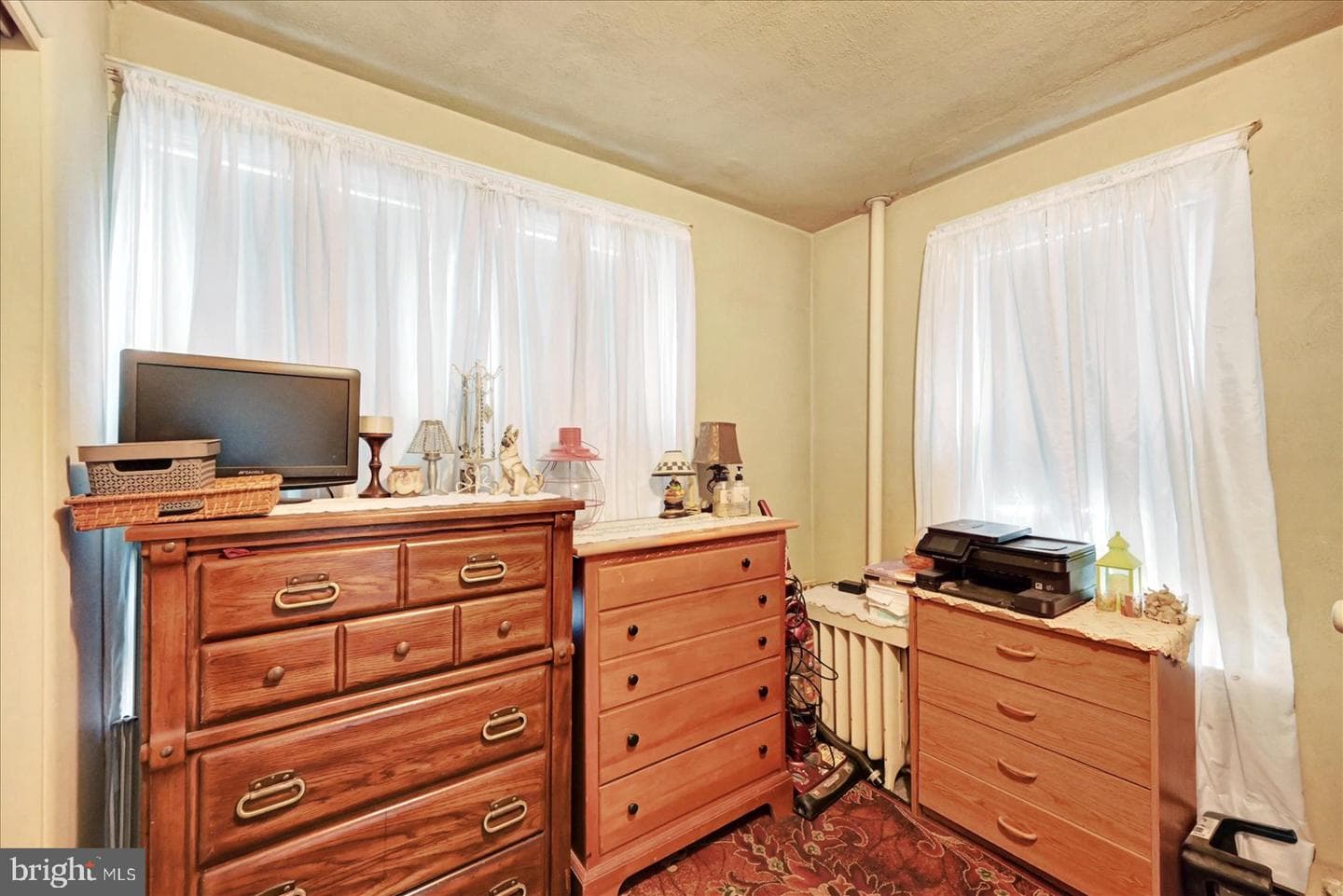 1350 W King Street photo 15