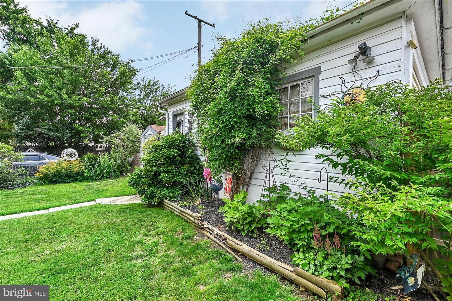 1350 W King Street photo 28