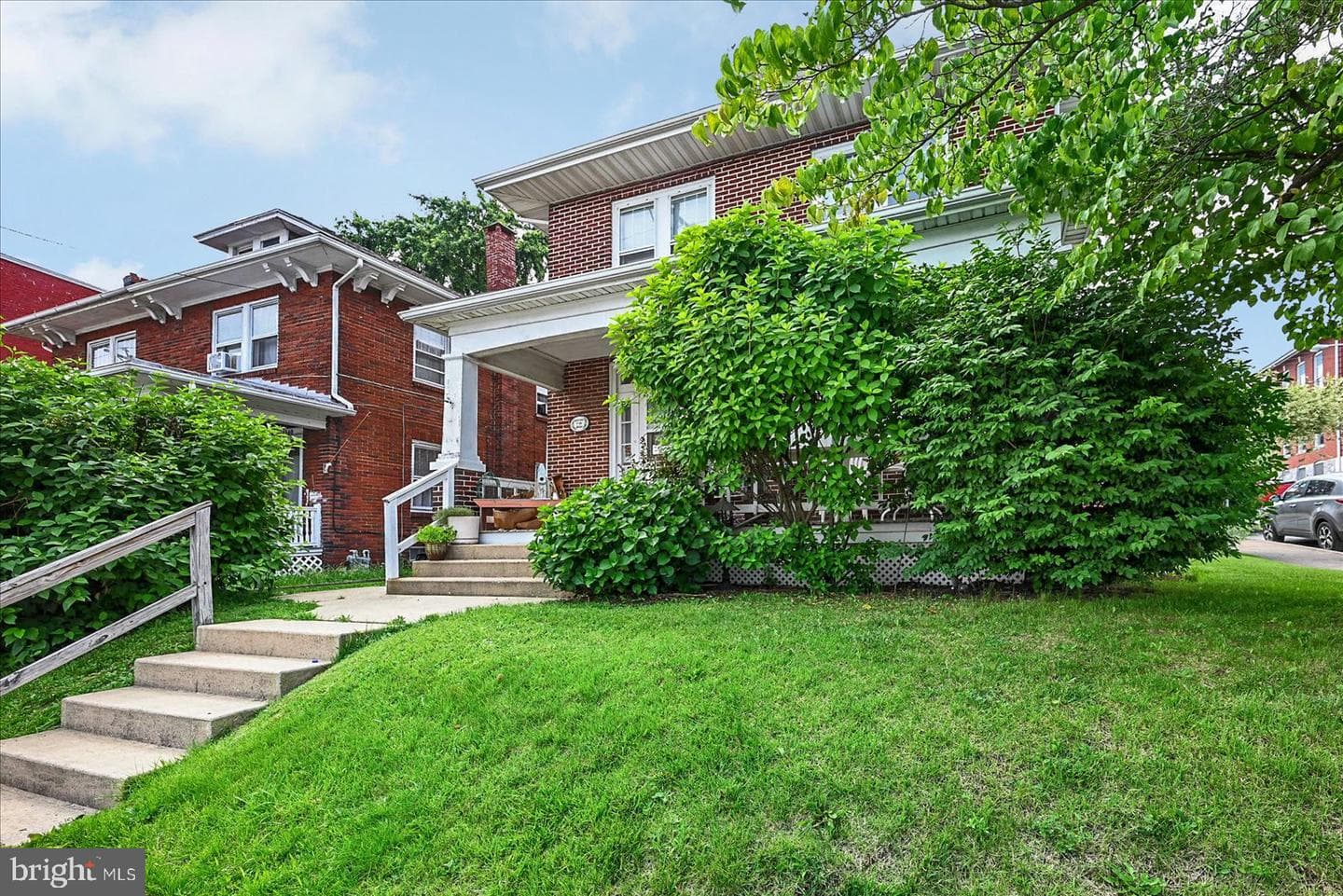 1350 W King Street photo 39