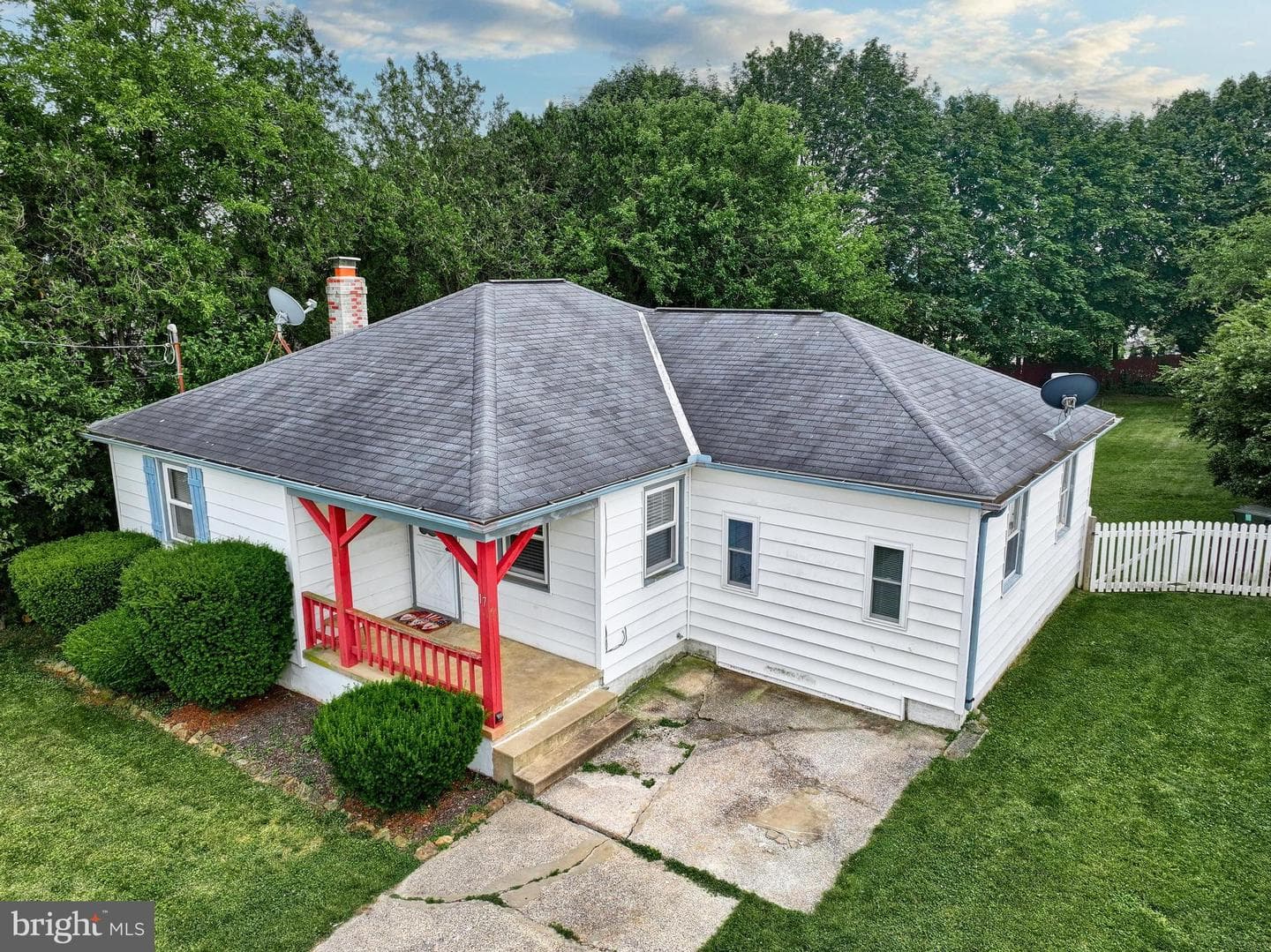 17 Schoolhouse Lane photo 36