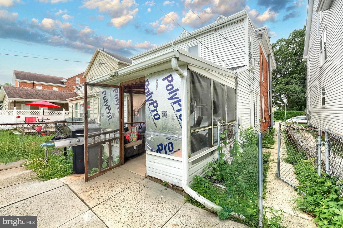 129 S Pleasant Street photo 6