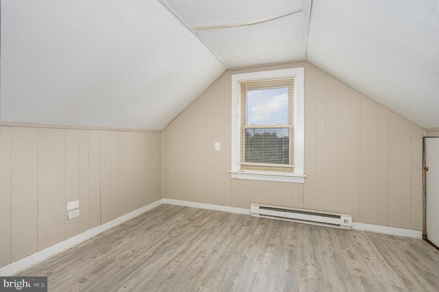 102 N Williams Street photo 17