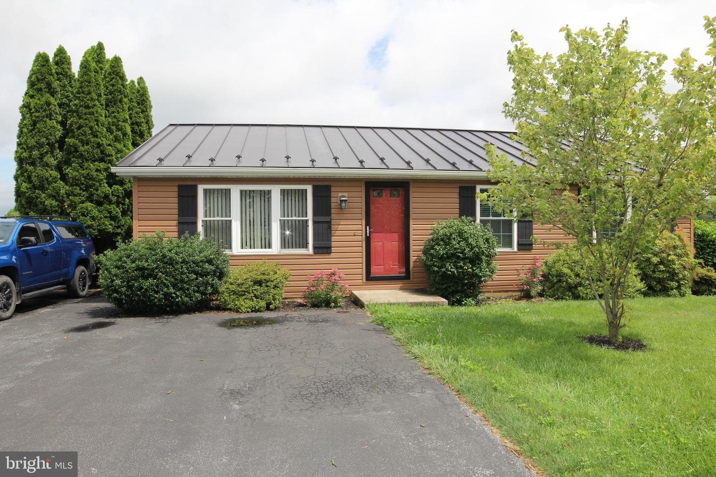 2718 Furnace Road photo 2