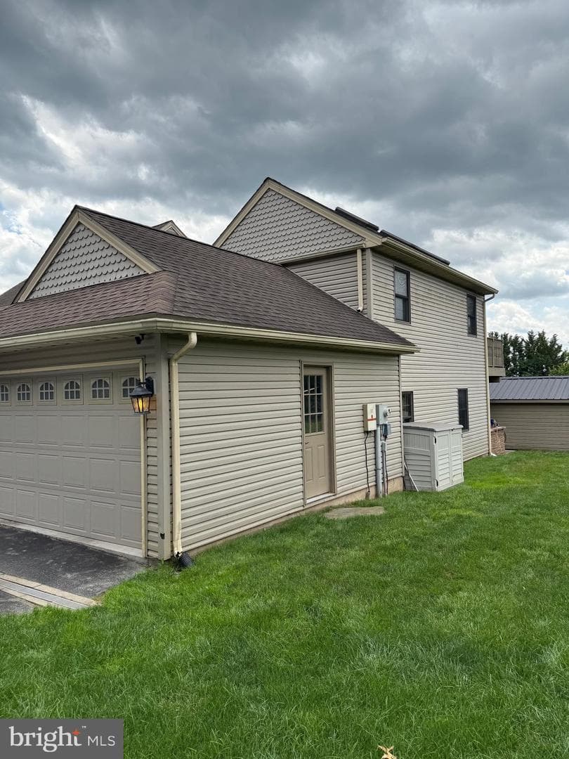 1872 Yingling Drive photo 47