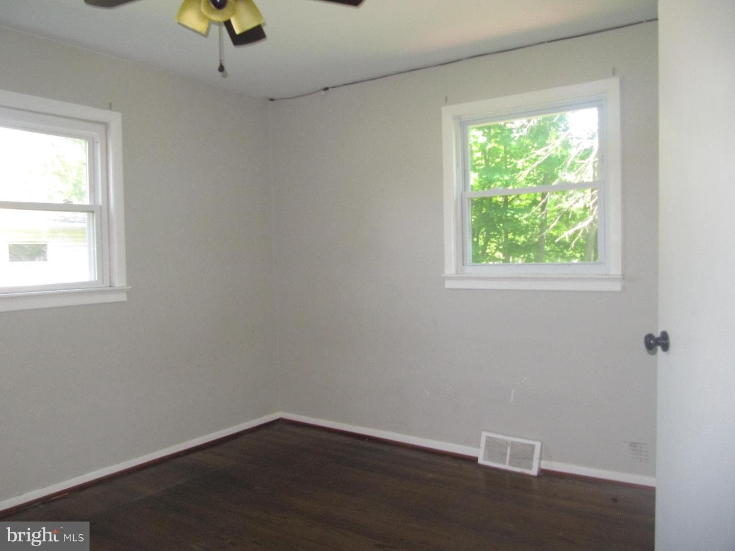 4571 S Salem Church Road photo 10