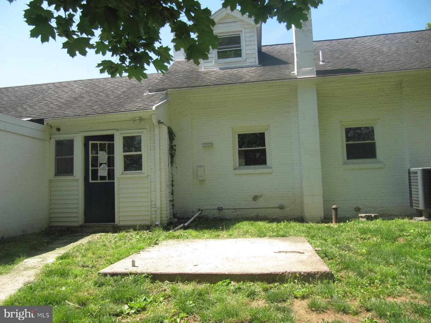 4571 S Salem Church Road photo 5