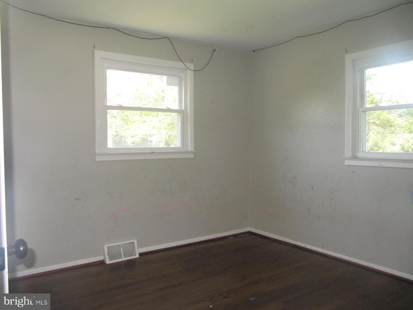 4571 S Salem Church Road photo 9