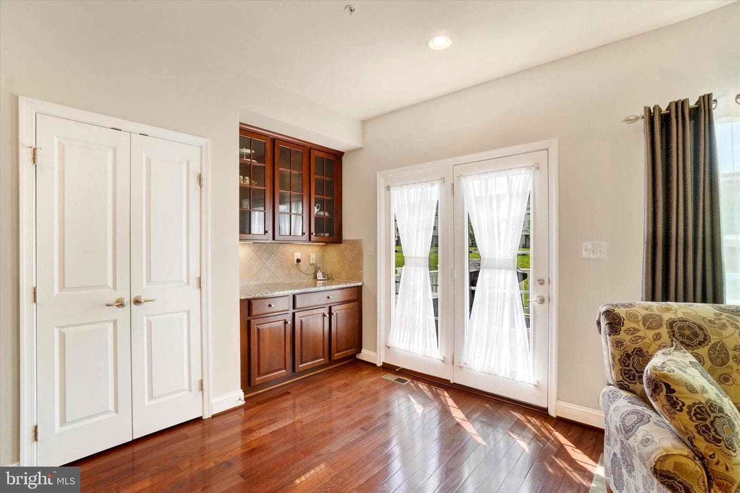1260 Rannoch Lane photo 24