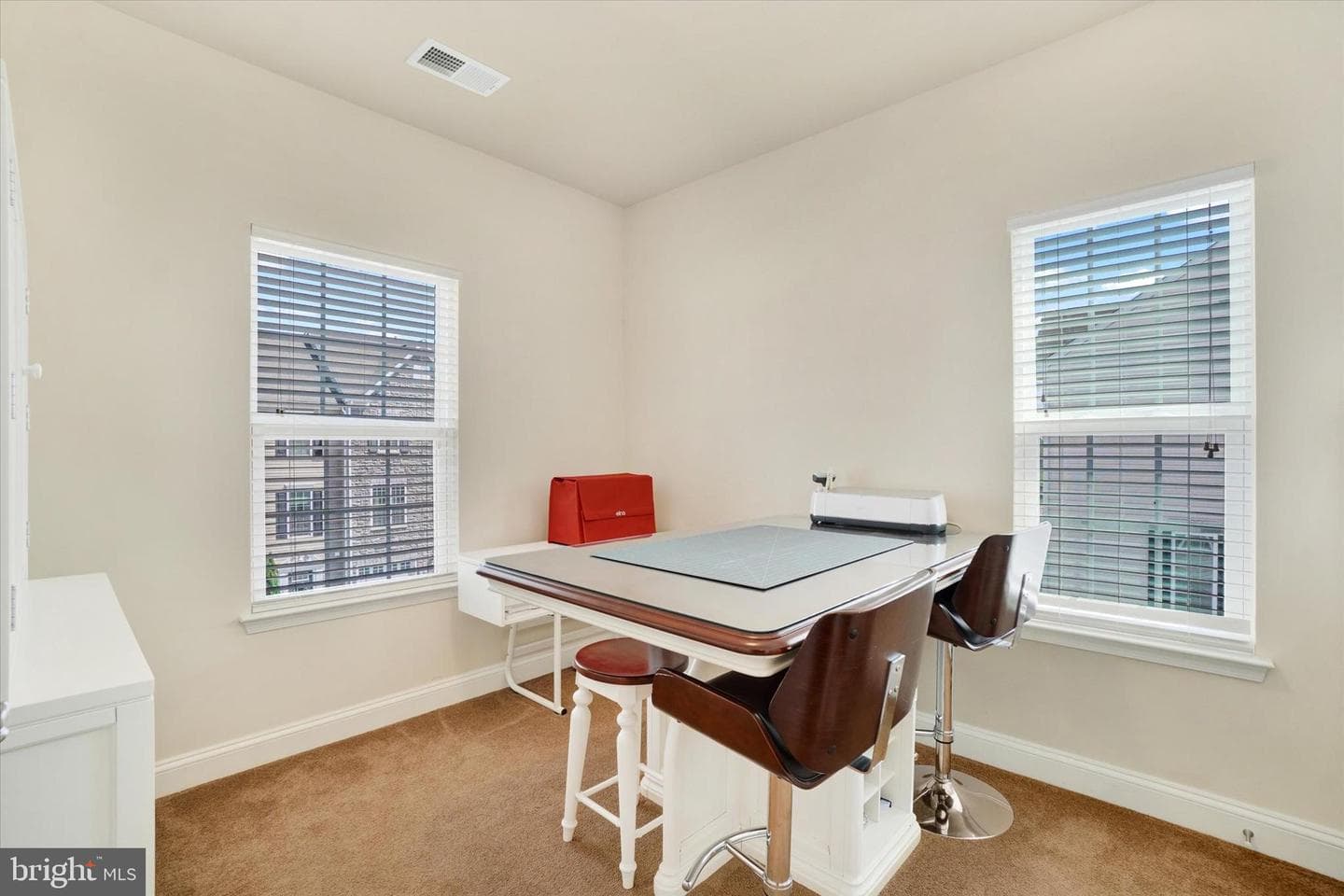 1260 Rannoch Lane photo 34
