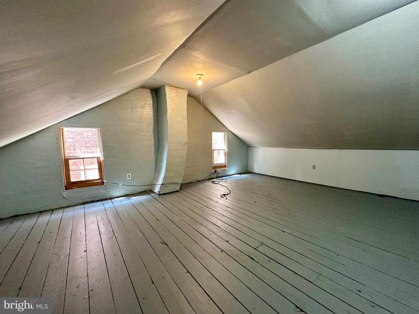 540 N Pershing Avenue photo 21