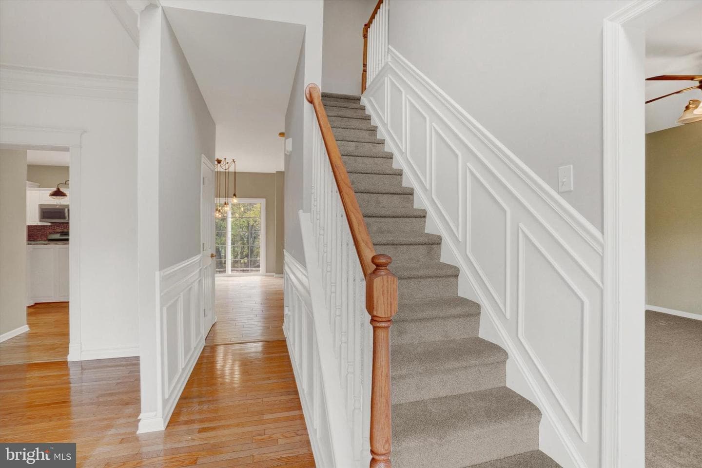 857 Willow Ridge Court photo 3