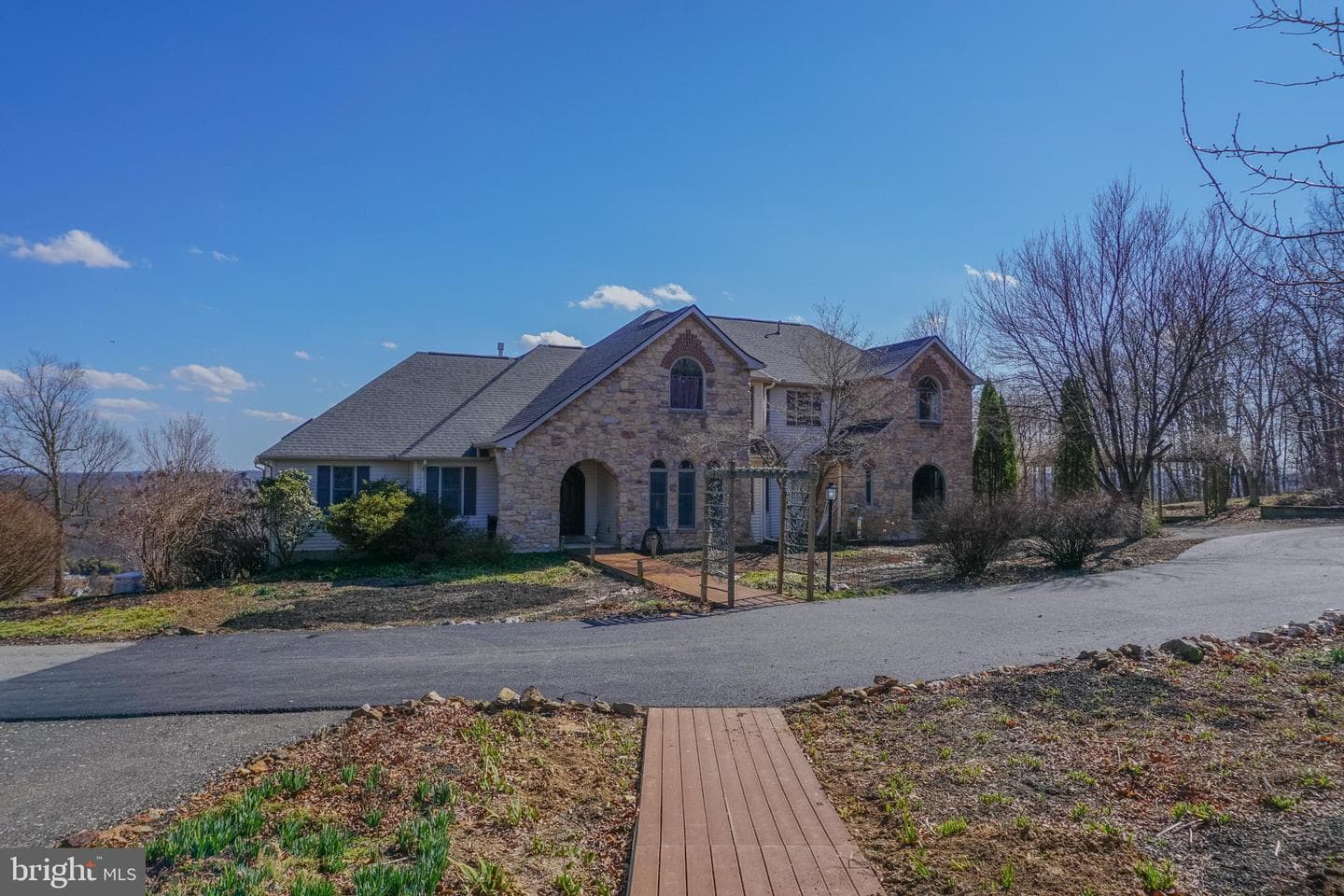 4815 Zeiglers Church Road photo 10