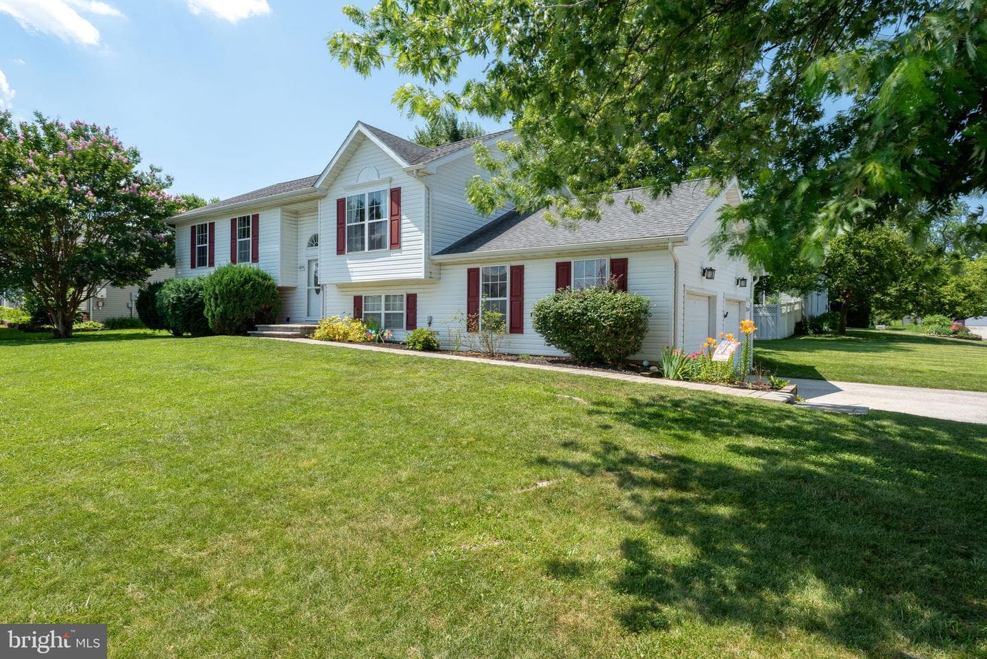 1670 Beech Lane photo 3