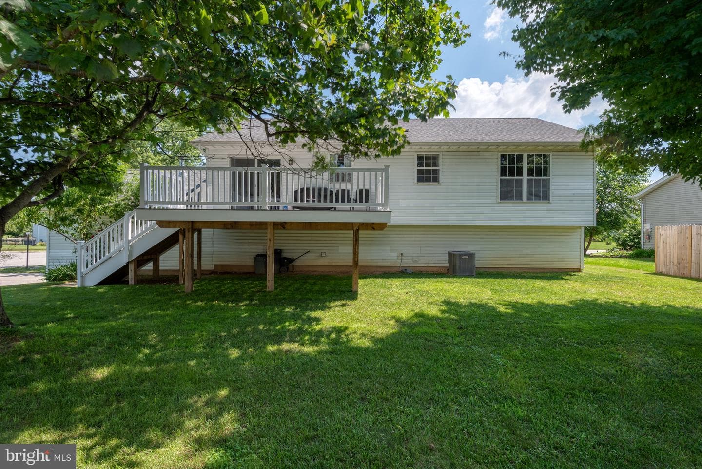 1670 Beech Lane photo 6